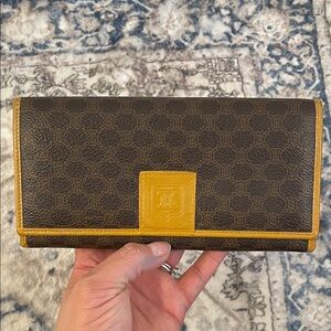 Celine  Kiss lock long wallet